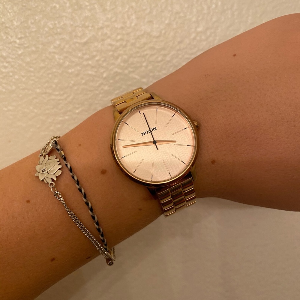 Nixon Movin’ Out Kensington Watch 💖